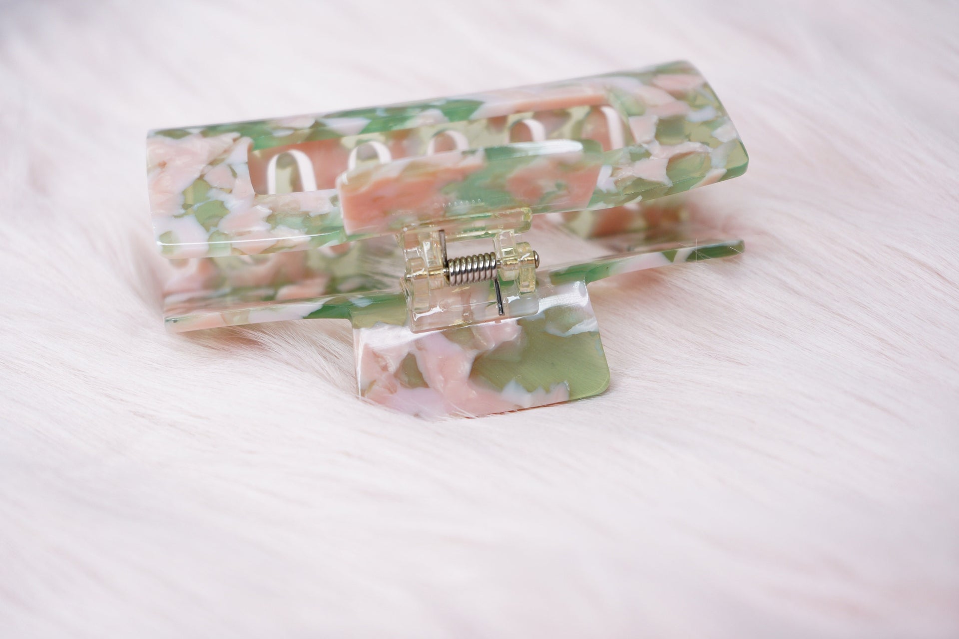 Large acetate Hair Clip Claw