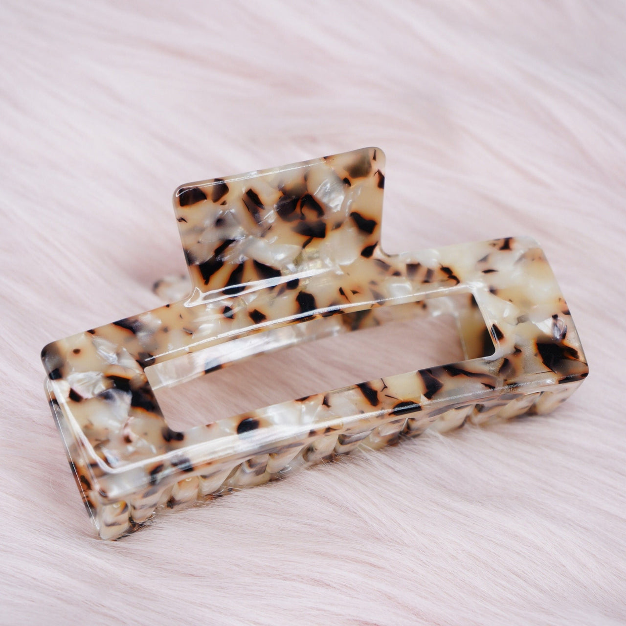 Large acetate Hair Clip Claw