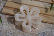 Flower hair claw clip for women